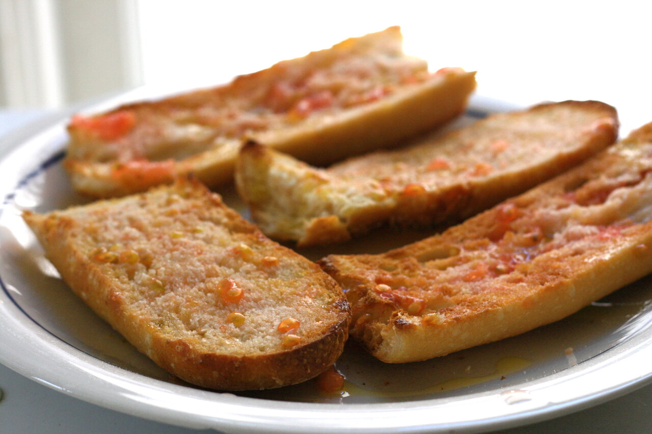 Pan con Tomate